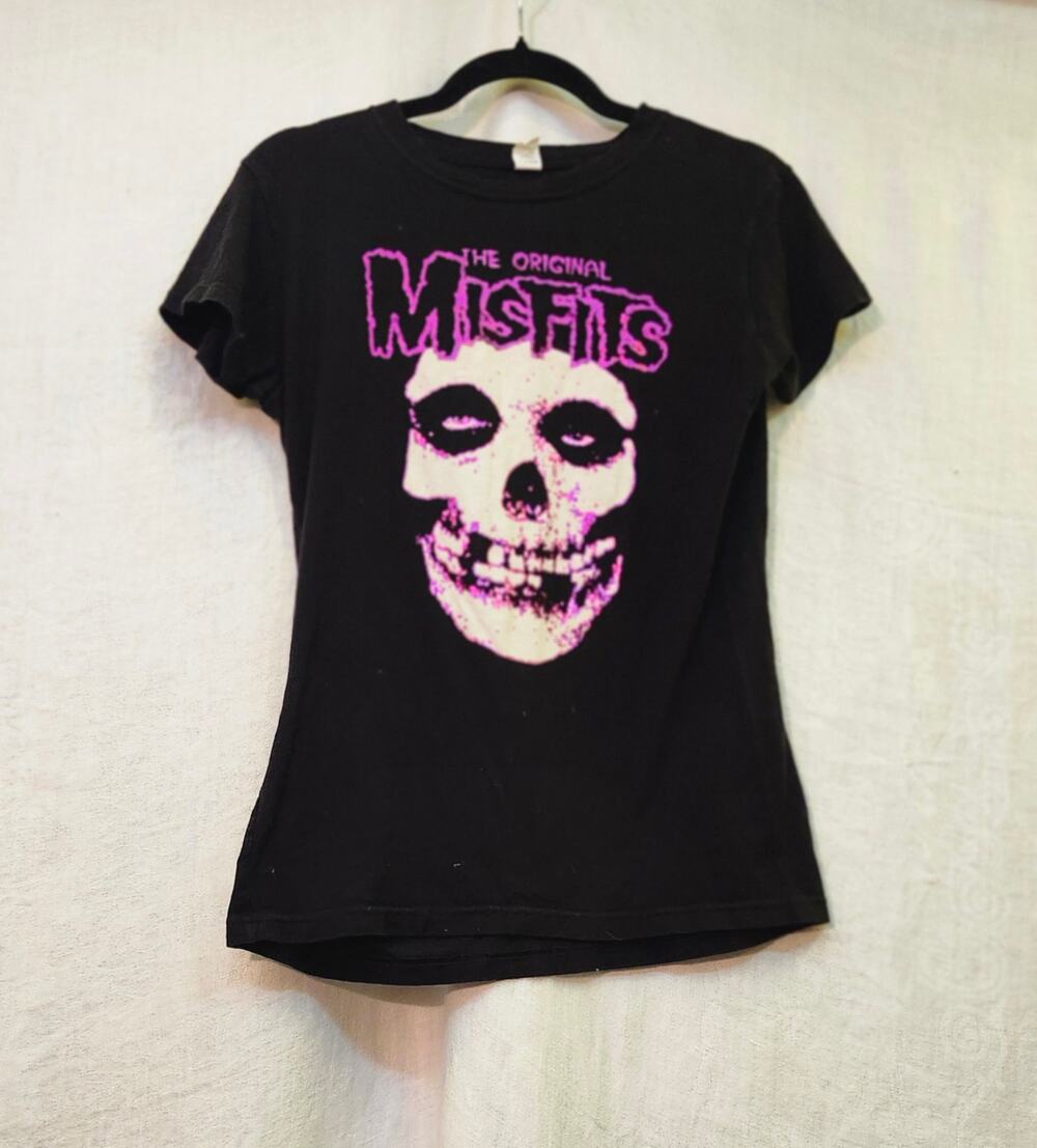 Misfits SZ Medium Hot Pink Metallic Detail Cotton Short Sleeve Crew Neck